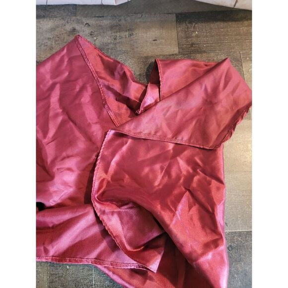 Dark Red Silky scarf accessory - Picture 4 of 4